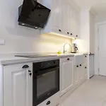 Naro Alaçatı Köyiçi