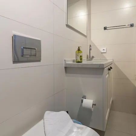 Διαμέρισμα Naro Alacati Koeyici