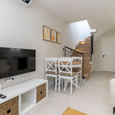 Naro Alacati Koeyici Διαμέρισμα