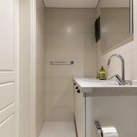 Naro Alacati Koeyici * Çeşme