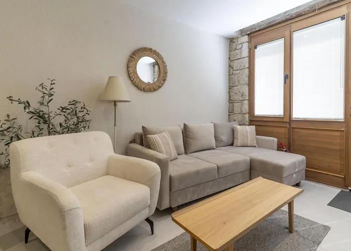 Naro Alacati Koeyici Lägenhet